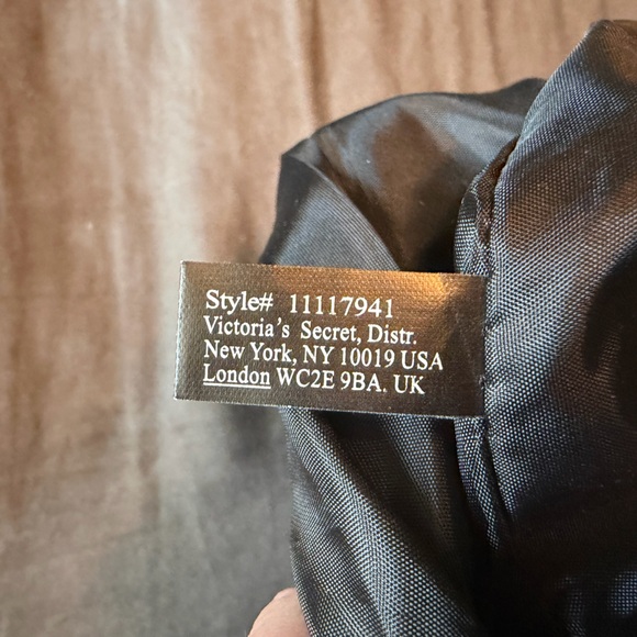 Victoria Secret Black Stripe Sequin Bling Weekender Beach Tote Bag 2017 11117941 - Picture 5 of 7